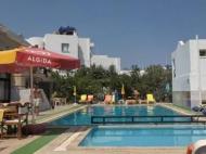Hotel Can Foto 1