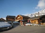 Les Chalets de L'Altiport